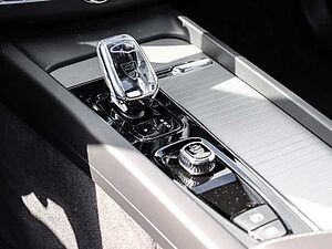 Volvo  R Design Plus Dark Recharge Plug-In Hybrid AWD T6 Twin Engine EU6d Allrad StandH