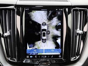 Volvo  Ultimate Dark Recharge Plug-In Hybrid AWD T8 Twin Engine EU6d Allrad HUD StandHZ