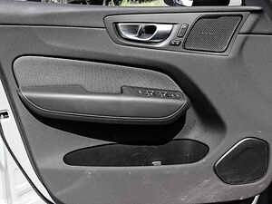 Volvo  Plus Dark Recharge Plug-In Hybrid AWD T8 Twin Engine EU6d Allrad StandHZG digita