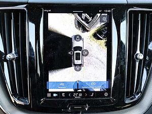Volvo  Plus Dark Recharge Plug-In Hybrid AWD T8 Twin Engine EU6d Allrad StandHZG digita