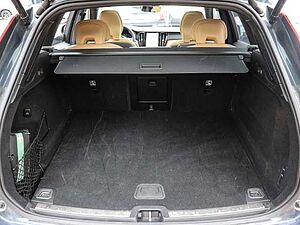 Volvo  Ultimate Dark AWD B5 Benzin EU6d HUD StandHZG Leder digitales Cockpit Memory Sit