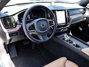Volvo  Ultimate Dark AWD B5 Benzin EU6d HUD StandHZG Leder digitales Cockpit Memory Sit