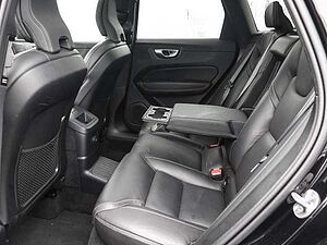 Volvo  Plus Dark Recharge Plug-In Hybrid AWD T6 Twin Engine EU6d AD StandHZG AHK digita