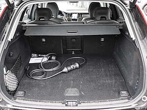 Volvo  Plus Dark Recharge Plug-In Hybrid AWD T6 Twin Engine EU6d AD StandHZG AHK digita