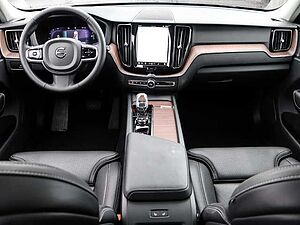 Volvo  Plus Dark Recharge Plug-In Hybrid AWD T6 Twin Engine EU6d AD StandHZG AHK digita