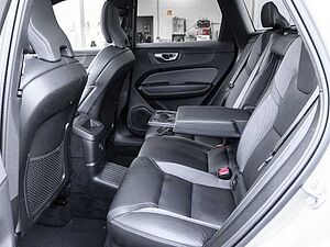 Volvo  Plus Dark Recharge Plug-In Hybrid AWD T8 Twin Engine EU6d StandHZG Leder digital