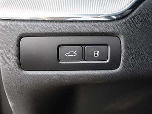 Volvo  Plus Dark Recharge Plug-In Hybrid AWD T8 Twin Engine EU6d StandHZG Leder digital