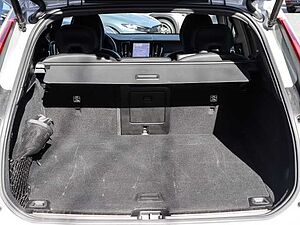 Volvo  Plus Dark Recharge Plug-In Hybrid AWD T8 Twin Engine EU6d StandHZG Leder digital