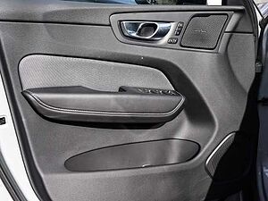 Volvo  Plus Dark Recharge Plug-In Hybrid AWD T8 Twin Engine EU6d StandHZG Leder digital