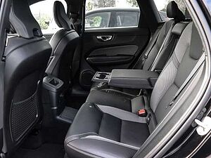 Volvo  Plus Dark Recharge Plug-In Hybrid AWD T8 Twin Engine EU6d StandHZG Leder digital