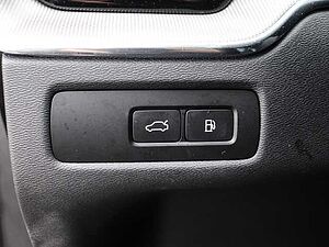 Volvo  Plus Dark Recharge Plug-In Hybrid AWD T8 Twin Engine EU6d StandHZG Leder digital