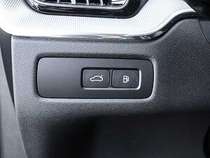 Volvo  Plus Dark Recharge Plug-In Hybrid AWD T8 Twin Engine EU6d StandHZG Leder digital