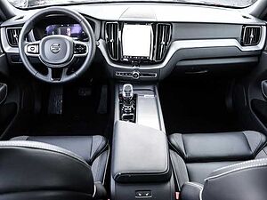 Volvo  Plus Dark Recharge Plug-In Hybrid AWD T8 Twin Engine EU6d StandHZG Leder digital