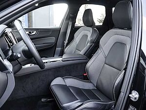 Volvo  Plus Dark Recharge Plug-In Hybrid AWD T8 Twin Engine EU6d StandHZG Leder digital