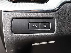 Volvo  Plus Dark Recharge Plug-In Hybrid AWD T8 Twin Engine EU6d StandHZG Leder digital