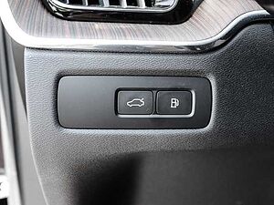 Volvo  Plus Dark Recharge Plug-In Hybrid AWD T8 Twin Engine EU6d StandHZG AHK digitales