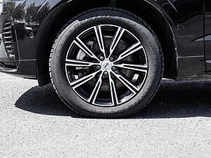 Volvo  Plus Dark Recharge Plug-In Hybrid AWD T8 Twin Engine EU6d StandHZG AHK digitales