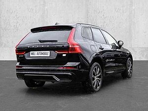 Volvo  Plus Dark Recharge Plug-In Hybrid AWD T8 Twin Engine EU6d StandHZG digitales Coc