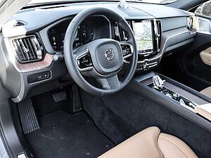 Volvo  Ultra Dark Recharge Plug-In Hybrid AWD T8 Twin Engine EU6d HUD AD StandHZG AHK