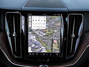 Volvo  Ultra Dark Recharge Plug-In Hybrid AWD T8 Twin Engine EU6d HUD AD StandHZG AHK