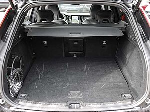 Volvo  Plus Black Edition Recharge Plug-In Hybrid AWD T8 Twin Engine EU6d StandHZG Lede