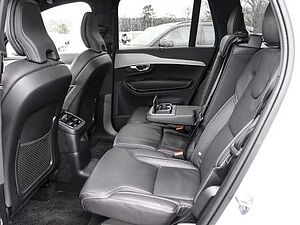 Volvo  Plus Bright Recharge Plug-In Hybrid AWD T8 Twin Engine EU6d 7-Sitzer StandHZG di