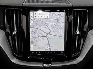 Volvo  Ultra Dark Recharge Plug-In Hybrid AWD T8 Twin Engine EU6d HUD StandHZG digitale