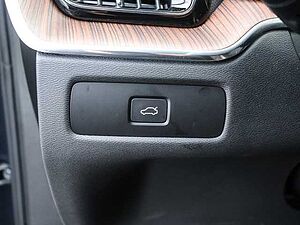 Volvo  Ultra Dark AWD B5 Benzin EU6e HUD AD digitales Cockpit Memory Sitze Soundsystem
