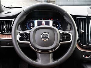Volvo  Ultra Dark AWD B5 Benzin EU6e HUD AD digitales Cockpit Memory Sitze Soundsystem