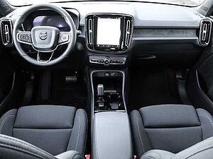 Volvo  Core Recharge Pure Electric 2WD P6 StandHZG digitales Cockpit Soundsystem LED Sp