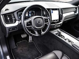 Volvo  R Design AWD B4 Diesel EU6d Navi digitales Cockpit Memory Sitze Soundsystem Harm