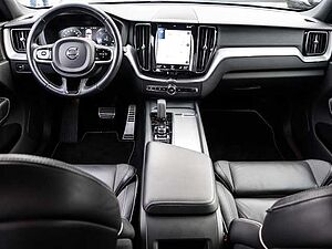 Volvo  R Design AWD B4 Diesel EU6d Navi digitales Cockpit Memory Sitze Soundsystem Harm