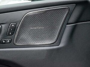 Volvo  Plus Dark Recharge Plug-In Hybrid AWD T8 Twin Engine EU6d StandHZG digitales Coc