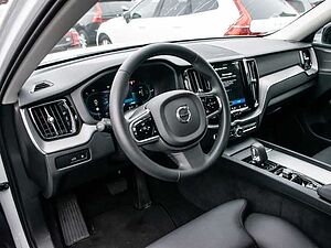 Volvo  Plus Dark Recharge Plug-In Hybrid AWD T8 Twin Engine EU6d StandHZG digitales Coc