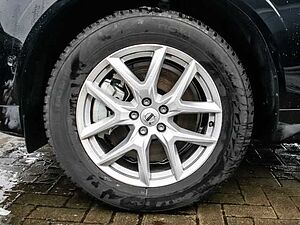Volvo  Plus Dark Recharge Plug-In Hybrid AWD T8 Twin Engine EU6d StandHZG digitales Coc