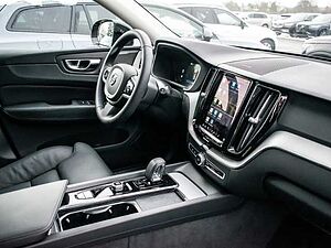 Volvo  Plus Dark Recharge Plug-In Hybrid AWD T8 Twin Engine EU6d StandHZG digitales Coc