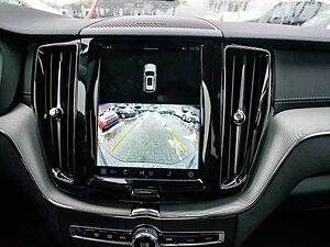 Volvo  Ultra Dark Recharge Plug-In Hybrid AWD T8 Twin Engine EU6d HUD StandHZG digitale