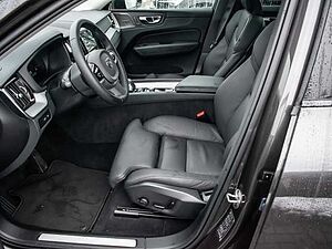 Volvo  Ultra Dark Recharge Plug-In Hybrid AWD T8 Twin Engine EU6d HUD StandHZG digitale