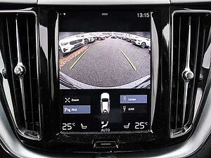 Volvo  Momentum Pro 2WD D4 EU6d-T Navi Leder digitales Cockpit Soundsystem Scheinwerfer