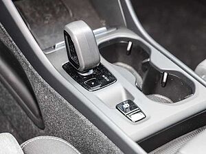 Volvo  Core Recharge Plug-In Hybrid 2WD T4 Twin Engine EU6d StandHZG digitales Cockpit