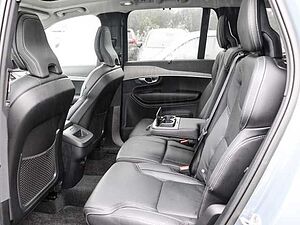 Volvo  Plus Bright AWD B5 Diesel EU6d 7-Sitzer Allrad AD StandHZG digitales Cockpit Mem