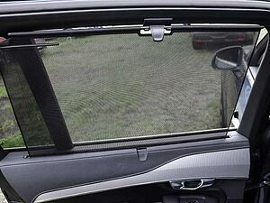 Volvo  Plus Bright AWD B5 Diesel EU6d 7-Sitzer Allrad AD StandHZG AHK digitales Cockpit