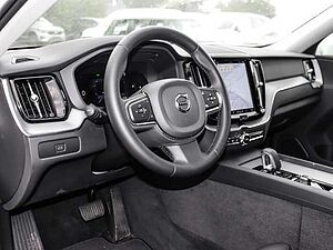 Volvo  Core 2WD B4 Benzin EU6d digitales Cockpit Memory Sitze Soundsystem LED Scheinwer