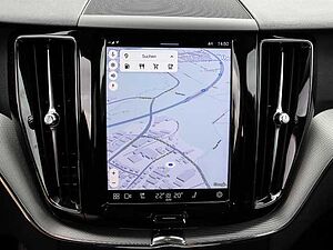 Volvo  Core 2WD B4 Benzin EU6d digitales Cockpit Memory Sitze Soundsystem LED Scheinwer