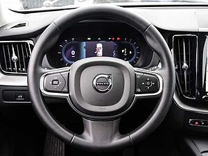 Volvo  Core 2WD B4 Benzin EU6d digitales Cockpit Memory Sitze Soundsystem LED Scheinwer