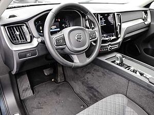 Volvo  Core 2WD B4 Benzin EU6d digitales Cockpit Soundsystem LED Scheinwerferreg.