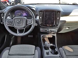 Volvo  Core 2WD B3 EU6d Navi digitales Cockpit Soundsystem LED Scheinwerferreg. El. Hec