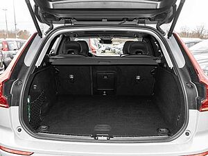 Volvo  Ultimate Dark 2WD B4 Diesel EU6d HUD AD digitales Cockpit Memory Sitze Soundsyst
