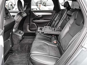 Volvo  Kombi R Design D4 DPF EU6d-T Navi digitales Cockpit Memory Sitze Soundsystem Spo