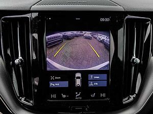 Volvo  R Design 2WD D4 EU6d-T Navi digitales Cockpit Memory Sitze Soundsystem HarmanKar